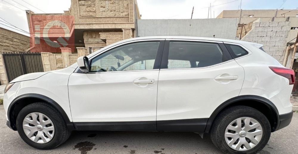 نيسان روج سبورت